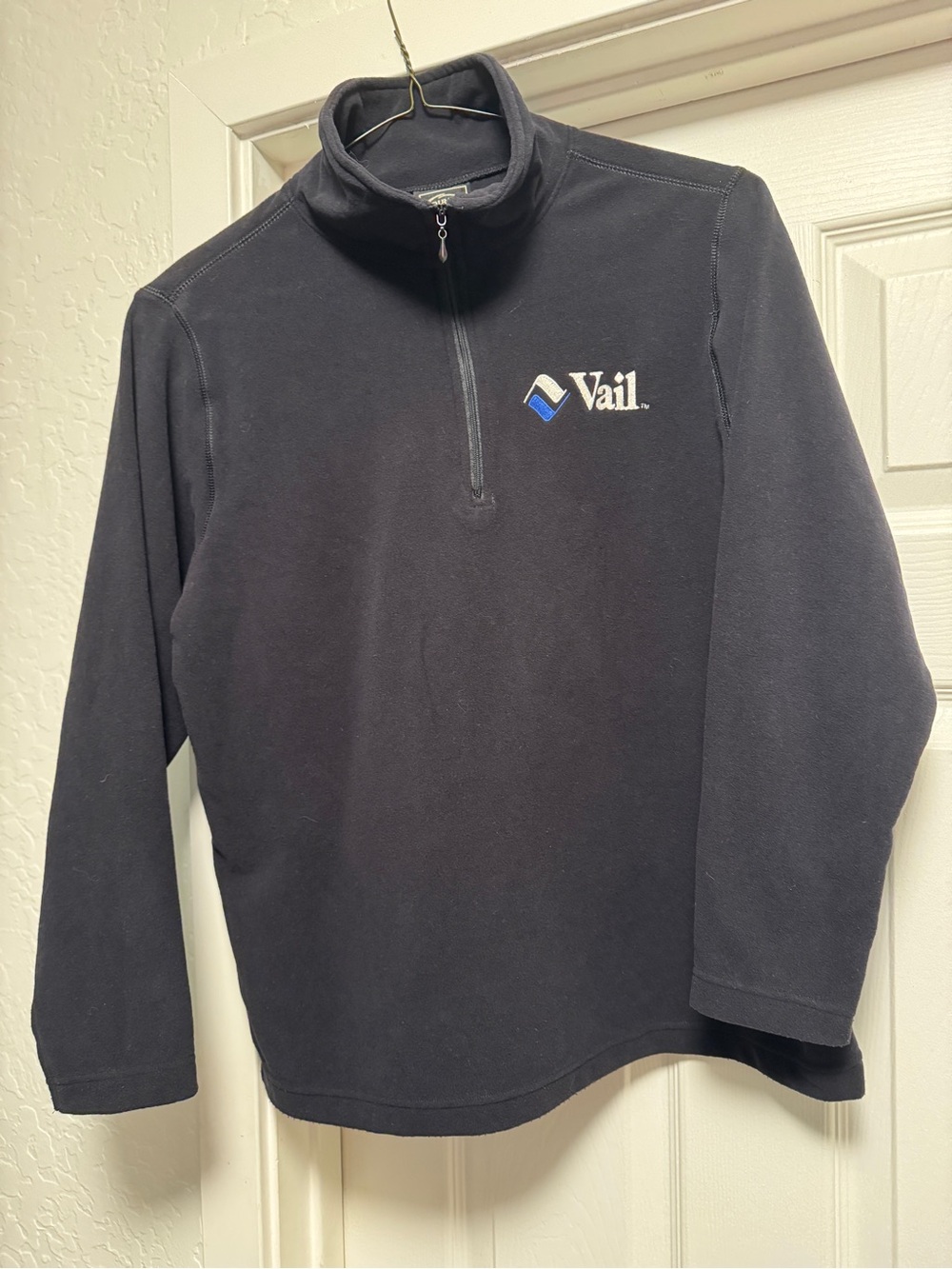 Vail Women’s Black Quarter-Zip Fleece Pullover